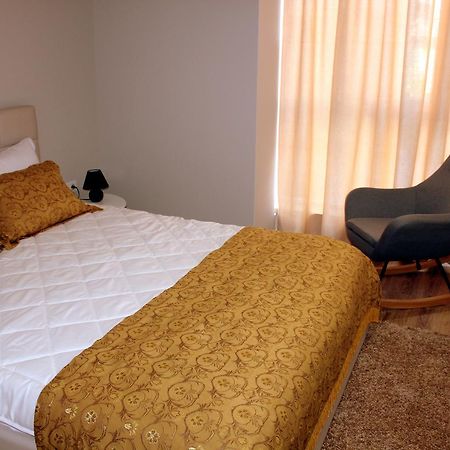 Fleur Apartment Tiranë Luaran gambar