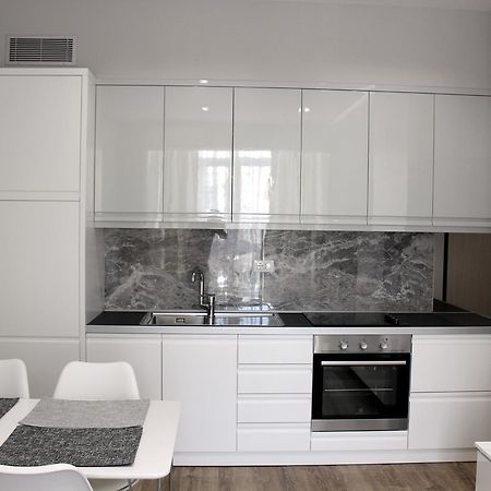 Fleur Apartment Tiranë Luaran gambar