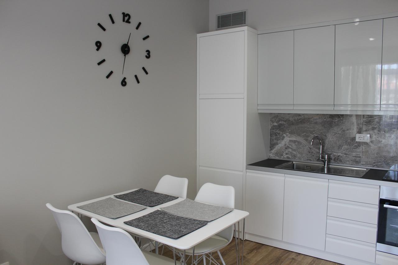 Fleur Apartment Tiranë Luaran gambar